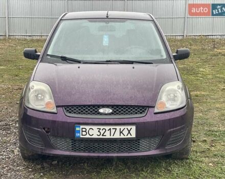Фиолетовый Форд Фиеста, объемом двигателя 1.4 л и пробегом 250 тыс. км за 2100 $, фото 18 на Automoto.ua