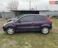 Фиолетовый Форд Фиеста, объемом двигателя 1.39 л и пробегом 250 тыс. км за 2199 $, фото 6 на Automoto.ua