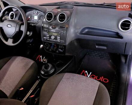 Фиолетовый Форд Фиеста, объемом двигателя 1.4 л и пробегом 144 тыс. км за 4900 $, фото 30 на Automoto.ua