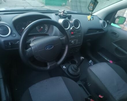 Фіолетовий Форд Фієста, об'ємом двигуна 1.4 л та пробігом 277 тис. км за 3000 $, фото 5 на Automoto.ua