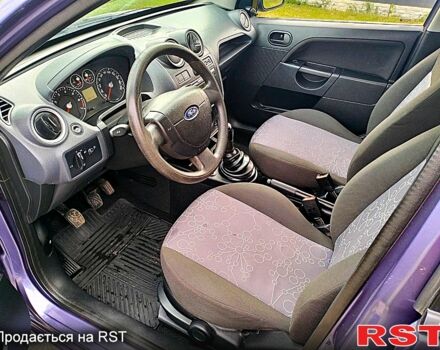 Форд Фиеста 2006 в Сумах на Automoto.ua Фиолетовый Форд Фиеста, объемом двигателя 1.3 л и пробегом 145 тыс. км за 3800 $, фото 5 на Automoto.ua