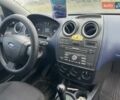 Фиолетовый Форд Фиеста, объемом двигателя 1.4 л и пробегом 250 тыс. км за 2100 $, фото 10 на Automoto.ua