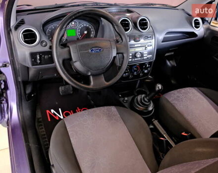 Фиолетовый Форд Фиеста, объемом двигателя 1.4 л и пробегом 144 тыс. км за 4900 $, фото 23 на Automoto.ua