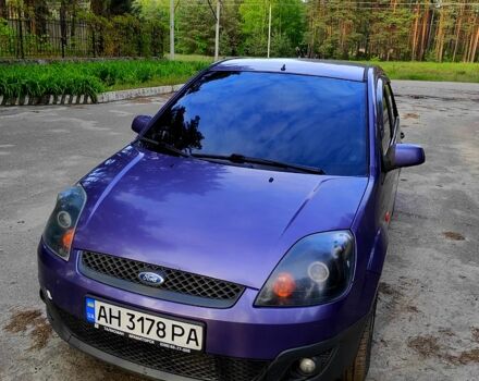 Фиолетовый Форд Фиеста, объемом двигателя 1.4 л и пробегом 135 тыс. км за 4950 $, фото 5 на Automoto.ua