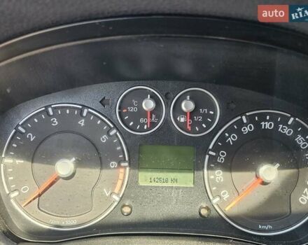 Фиолетовый Форд Фиеста, объемом двигателя 1.4 л и пробегом 142 тыс. км за 5100 $, фото 31 на Automoto.ua