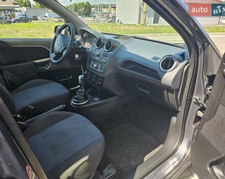 Фиолетовый Форд Фиеста, объемом двигателя 1.4 л и пробегом 142 тыс. км за 5100 $, фото 27 на Automoto.ua