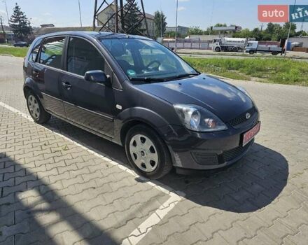 Фиолетовый Форд Фиеста, объемом двигателя 1.4 л и пробегом 142 тыс. км за 5100 $, фото 3 на Automoto.ua