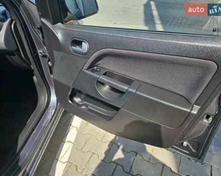 Фиолетовый Форд Фиеста, объемом двигателя 1.4 л и пробегом 142 тыс. км за 5100 $, фото 28 на Automoto.ua