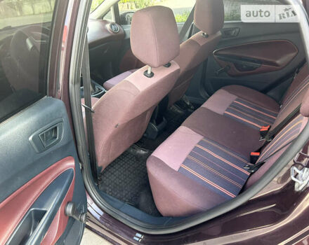 Фиолетовый Форд Фиеста, объемом двигателя 1.56 л и пробегом 145 тыс. км за 5850 $, фото 10 на Automoto.ua