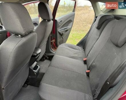 Фиолетовый Форд Фиеста, объемом двигателя 1.39 л и пробегом 145 тыс. км за 7300 $, фото 11 на Automoto.ua