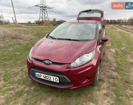 Фиолетовый Форд Фиеста, объемом двигателя 1.39 л и пробегом 145 тыс. км за 7300 $, фото 6 на Automoto.ua