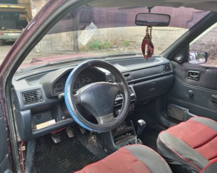 Фіолетовий Форд Фієста, об'ємом двигуна 1.3 л та пробігом 100 тис. км за 721 $, фото 5 на Automoto.ua