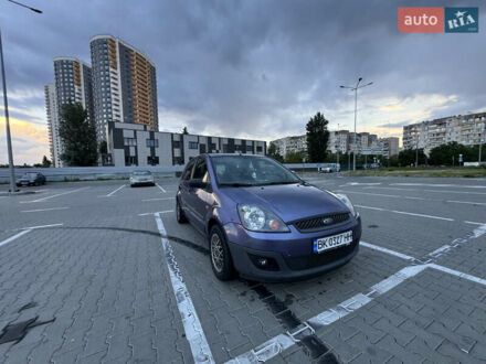 Форд Фиеста 2006 в Киеве на Automoto.ua Фиолетовый Форд Фиеста, объемом двигателя 1.4 л и пробегом 211 тыс. км за 4000 $, фото 1 на Automoto.ua