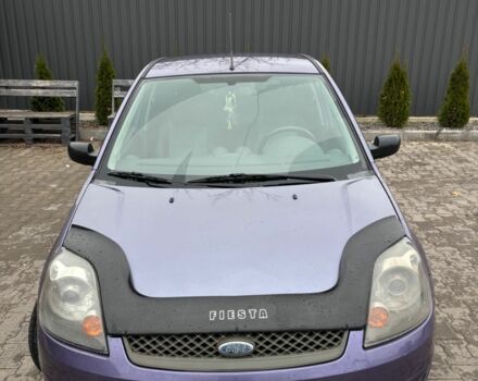 Фиолетовый Форд Фиеста, объемом двигателя 1.3 л и пробегом 220 тыс. км за 3000 $, фото 1 на Automoto.ua