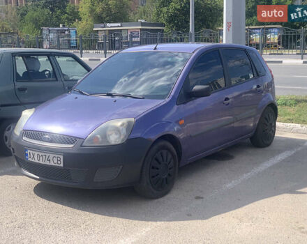 Фіолетовий Форд Фієста, об'ємом двигуна 1.24 л та пробігом 348 тис. км за 3150 $, фото 1 на Automoto.ua