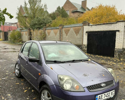 Фиолетовый Форд Фиеста, объемом двигателя 1.39 л и пробегом 157 тыс. км за 1800 $, фото 1 на Automoto.ua