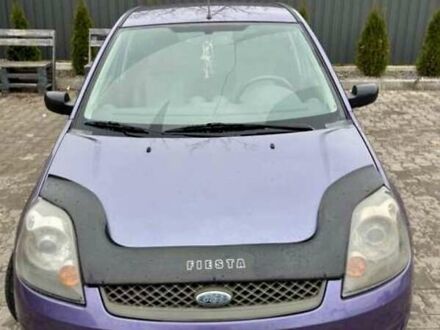 Фиолетовый Форд Фиеста, объемом двигателя 1.3 л и пробегом 221 тыс. км за 2600 $, фото 1 на Automoto.ua