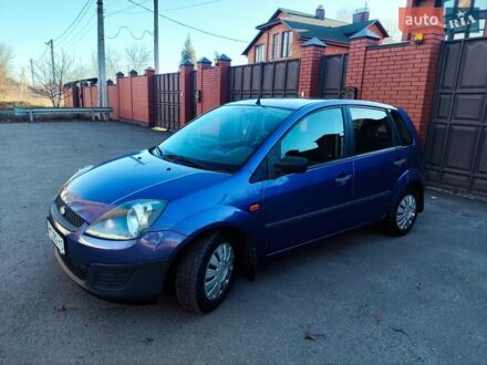 Фіолетовий Форд Фієста, об'ємом двигуна 1.4 л та пробігом 230 тис. км за 4300 $, фото 1 на Automoto.ua