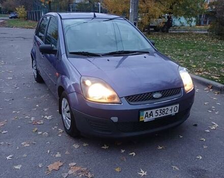 Фиолетовый Форд Фиеста, объемом двигателя 1.3 л и пробегом 263 тыс. км за 3800 $, фото 1 на Automoto.ua