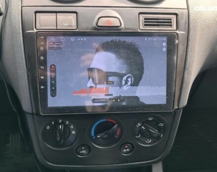 Коричневый Форд Фиеста, объемом двигателя 3.7 л и пробегом 157 тыс. км за 4990 $, фото 19 на Automoto.ua