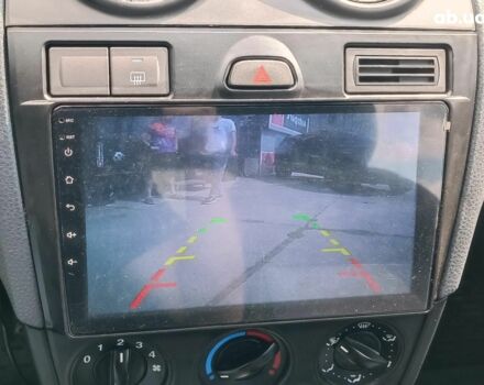 Коричневый Форд Фиеста, объемом двигателя 3.7 л и пробегом 157 тыс. км за 4990 $, фото 20 на Automoto.ua