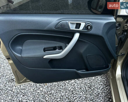 Коричневый Форд Фиеста, объемом двигателя 1.25 л и пробегом 144 тыс. км за 5650 $, фото 17 на Automoto.ua