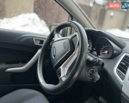 Коричневый Форд Фиеста, объемом двигателя 1.4 л и пробегом 92 тыс. км за 6800 $, фото 11 на Automoto.ua