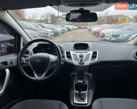 Коричневый Форд Фиеста, объемом двигателя 1.39 л и пробегом 98 тыс. км за 7999 $, фото 18 на Automoto.ua