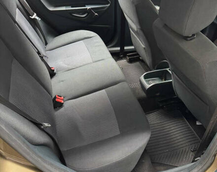 Коричневый Форд Фиеста, объемом двигателя 1.39 л и пробегом 164 тыс. км за 7250 $, фото 12 на Automoto.ua