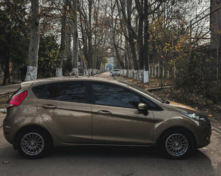 Коричневый Форд Фиеста, объемом двигателя 1.39 л и пробегом 164 тыс. км за 7250 $, фото 3 на Automoto.ua