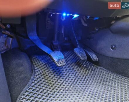 Коричневый Форд Фиеста, объемом двигателя 1 л и пробегом 154 тыс. км за 5950 $, фото 18 на Automoto.ua