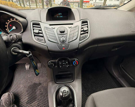 Коричневый Форд Фиеста, объемом двигателя 1 л и пробегом 154 тыс. км за 5300 $, фото 32 на Automoto.ua