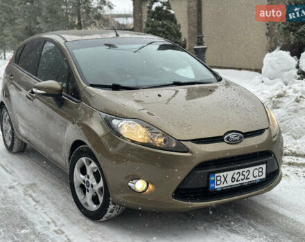 Коричневый Форд Фиеста, объемом двигателя 1.4 л и пробегом 92 тыс. км за 6800 $, фото 1 на Automoto.ua