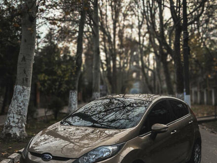 Коричневый Форд Фиеста, объемом двигателя 1.39 л и пробегом 164 тыс. км за 7250 $, фото 1 на Automoto.ua