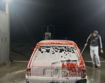 Червоний Форд Фієста, об'ємом двигуна 1.1 л та пробігом 450 тис. км за 529 $, фото 3 на Automoto.ua