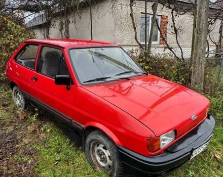 Красный Форд Фиеста, объемом двигателя 1.3 л и пробегом 300 тыс. км за 663 $, фото 6 на Automoto.ua