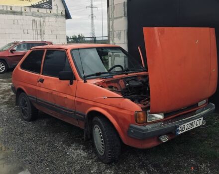 Червоний Форд Фієста, об'ємом двигуна 1.1 л та пробігом 450 тис. км за 529 $, фото 1 на Automoto.ua