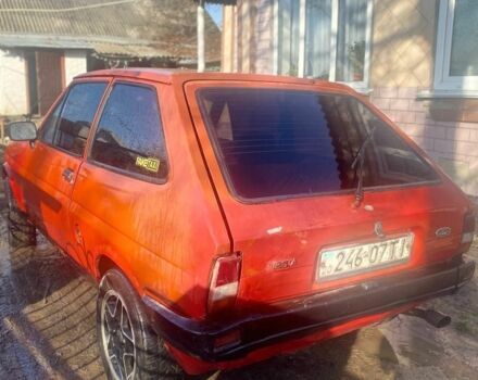 Красный Форд Фиеста, объемом двигателя 1.6 л и пробегом 1000 тыс. км за 595 $, фото 4 на Automoto.ua