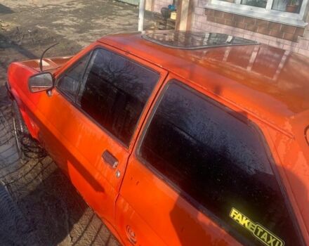 Красный Форд Фиеста, объемом двигателя 1.6 л и пробегом 1000 тыс. км за 595 $, фото 6 на Automoto.ua