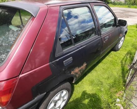 Красный Форд Фиеста, объемом двигателя 1.4 л и пробегом 200 тыс. км за 1100 $, фото 16 на Automoto.ua