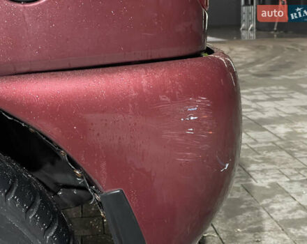 Красный Форд Фиеста, объемом двигателя 1.1 л и пробегом 300 тыс. км за 1100 $, фото 6 на Automoto.ua