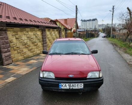 Красный Форд Фиеста, объемом двигателя 1.1 л и пробегом 345 тыс. км за 650 $, фото 1 на Automoto.ua