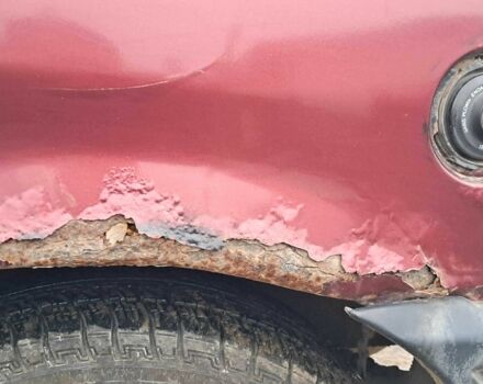 Красный Форд Фиеста, объемом двигателя 1.1 л и пробегом 100 тыс. км за 1070 $, фото 8 на Automoto.ua