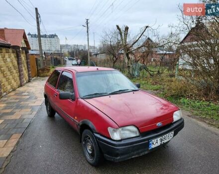 Красный Форд Фиеста, объемом двигателя 1.1 л и пробегом 358 тыс. км за 650 $, фото 2 на Automoto.ua