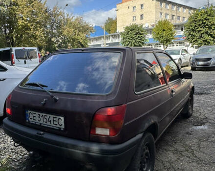 Червоний Форд Фієста, об'ємом двигуна 1.1 л та пробігом 380 тис. км за 1300 $, фото 2 на Automoto.ua