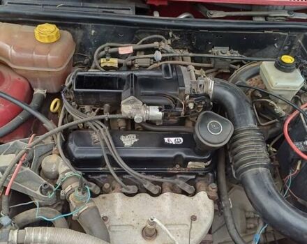 Красный Форд Фиеста, объемом двигателя 1.3 л и пробегом 34 тыс. км за 2700 $, фото 10 на Automoto.ua