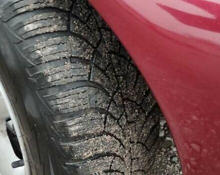 Красный Форд Фиеста, объемом двигателя 1.25 л и пробегом 260 тыс. км за 1550 $, фото 12 на Automoto.ua