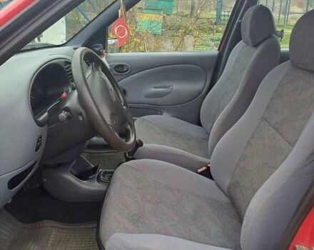 Красный Форд Фиеста, объемом двигателя 1.3 л и пробегом 34 тыс. км за 2700 $, фото 6 на Automoto.ua