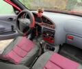 Красный Форд Фиеста, объемом двигателя 1.3 л и пробегом 200 тыс. км за 2200 $, фото 3 на Automoto.ua