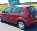 Красный Форд Фиеста, объемом двигателя 1.24 л и пробегом 212 тыс. км за 2450 $, фото 1 на Automoto.ua